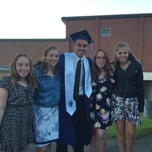 Meet your Posher, Elaine